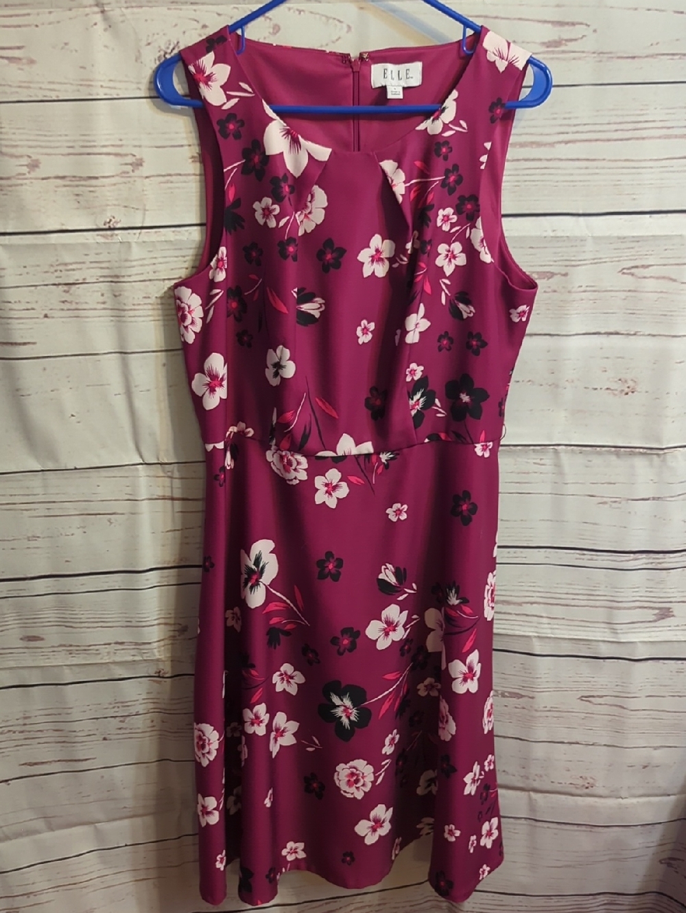 Elle Magenta Floral Sleeveless Dress
